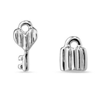 PENDIENTES UNO DE 50 Confident Llave y Candado